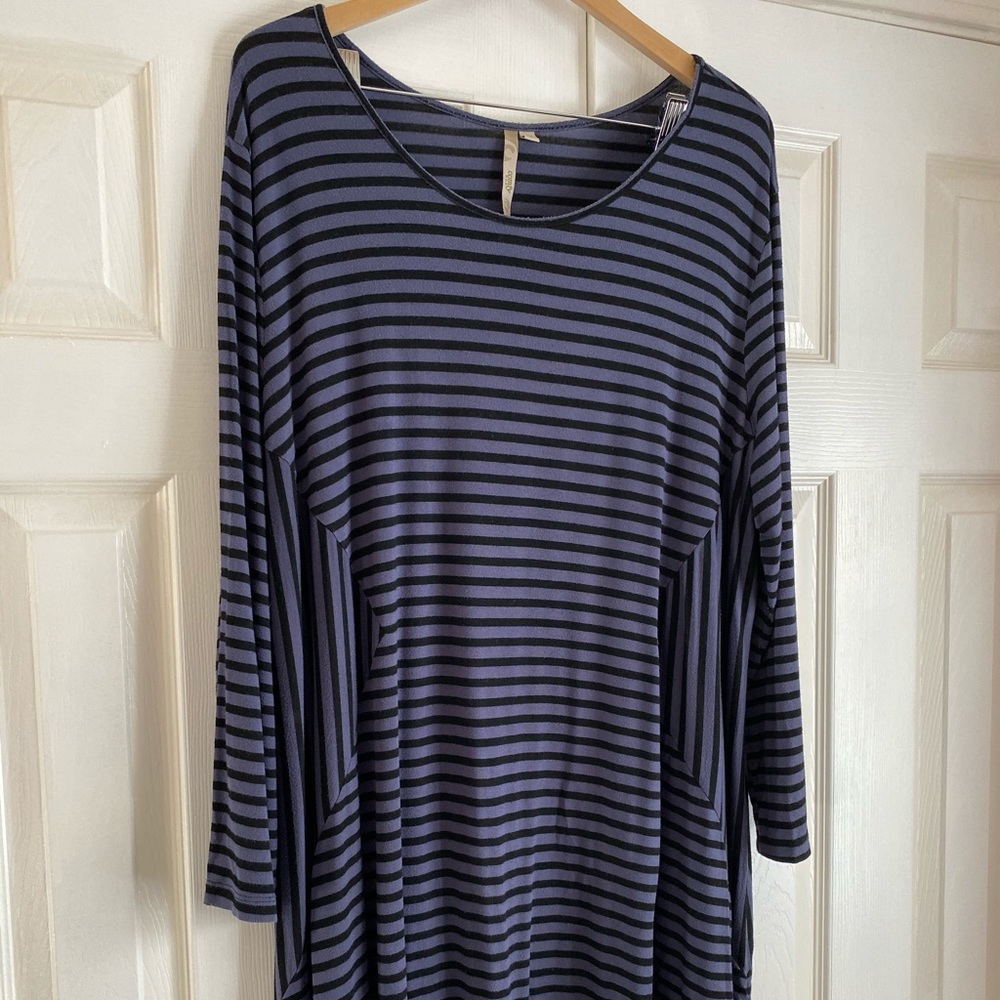 Comfy USA 2X Purple/Black Stripe Tunic